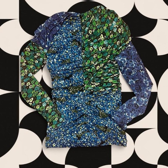 Zara blue‎ & green floral print ruched long sleeve top - Size M- excellent - Picture 4 of 5